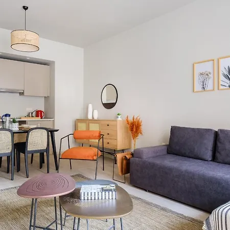 New Cadde 54 Mall Otel *